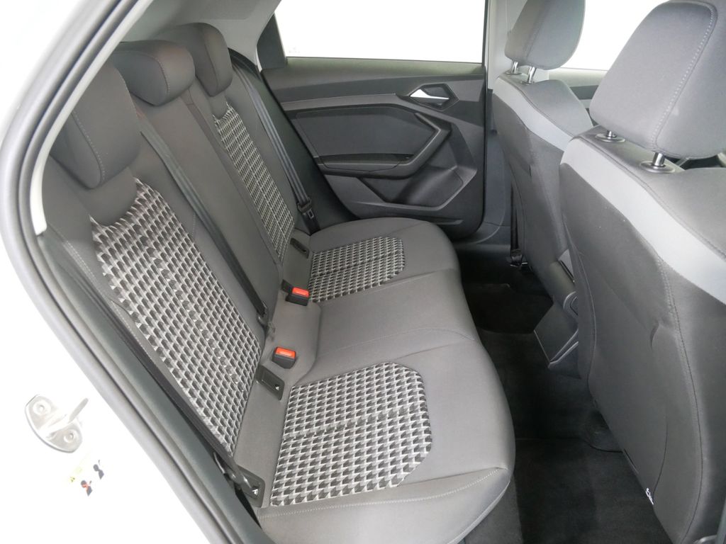 Audi A1 2025