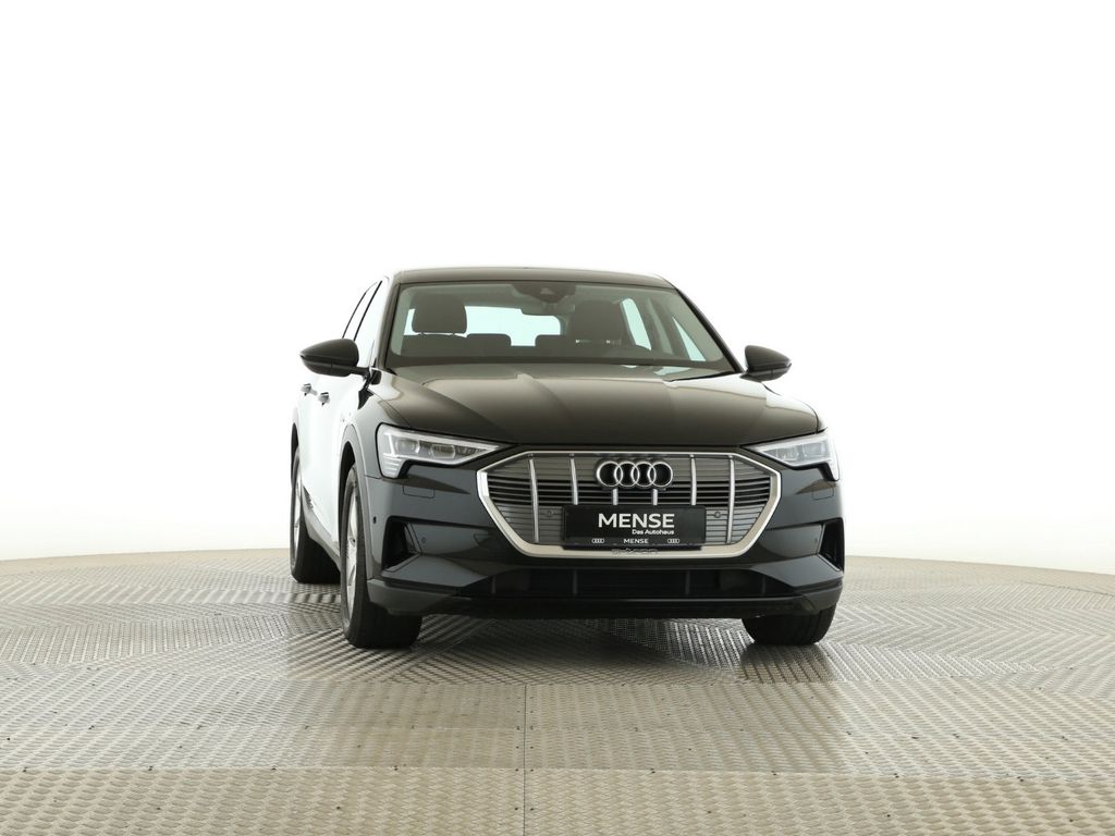 Audi e-tron 2022
