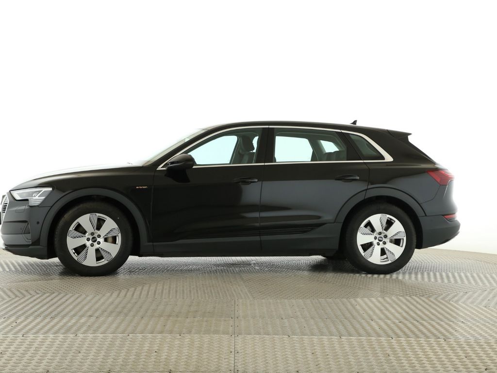 Audi e-tron 2022