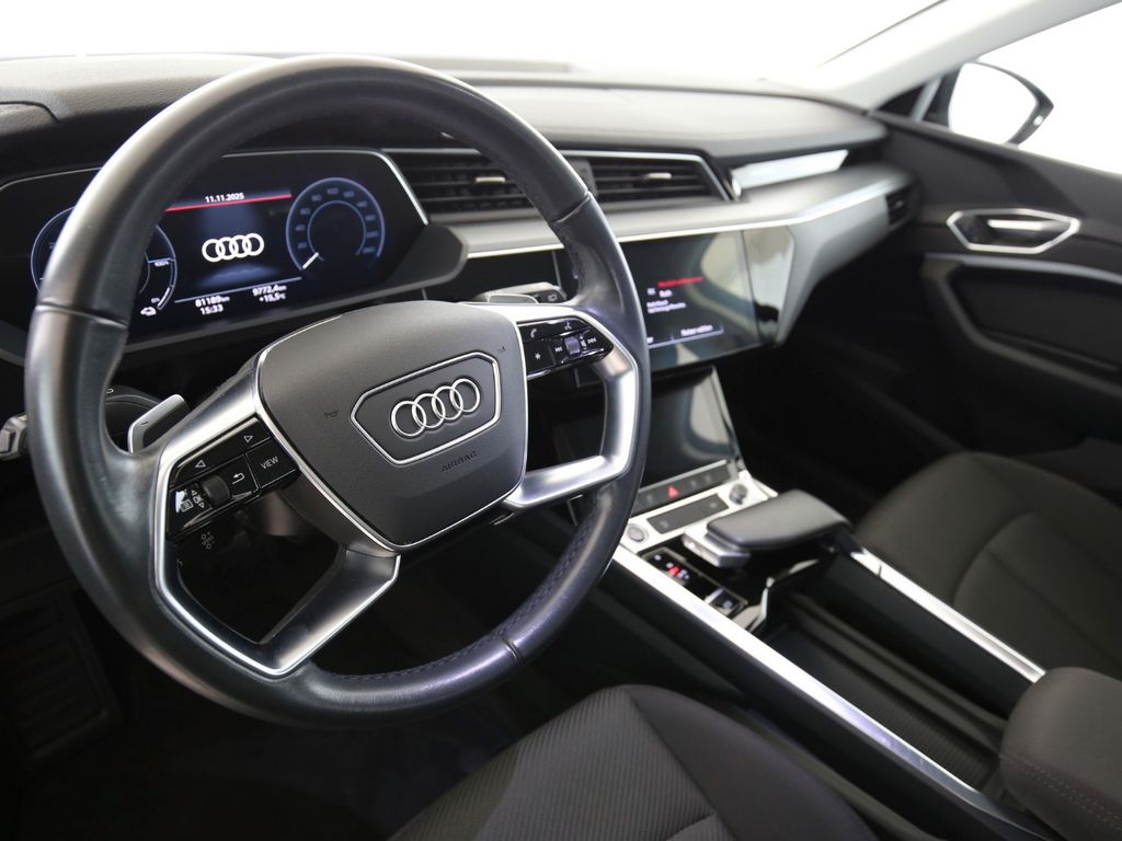 Audi e-tron 2022