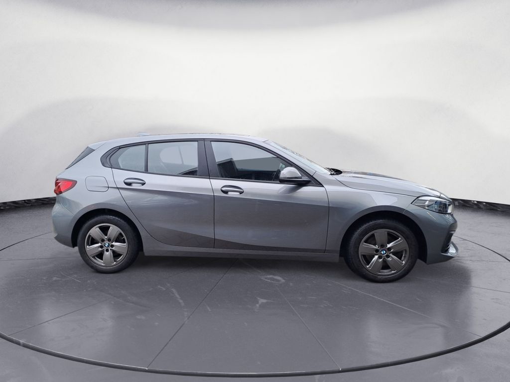 BMW 118 2022