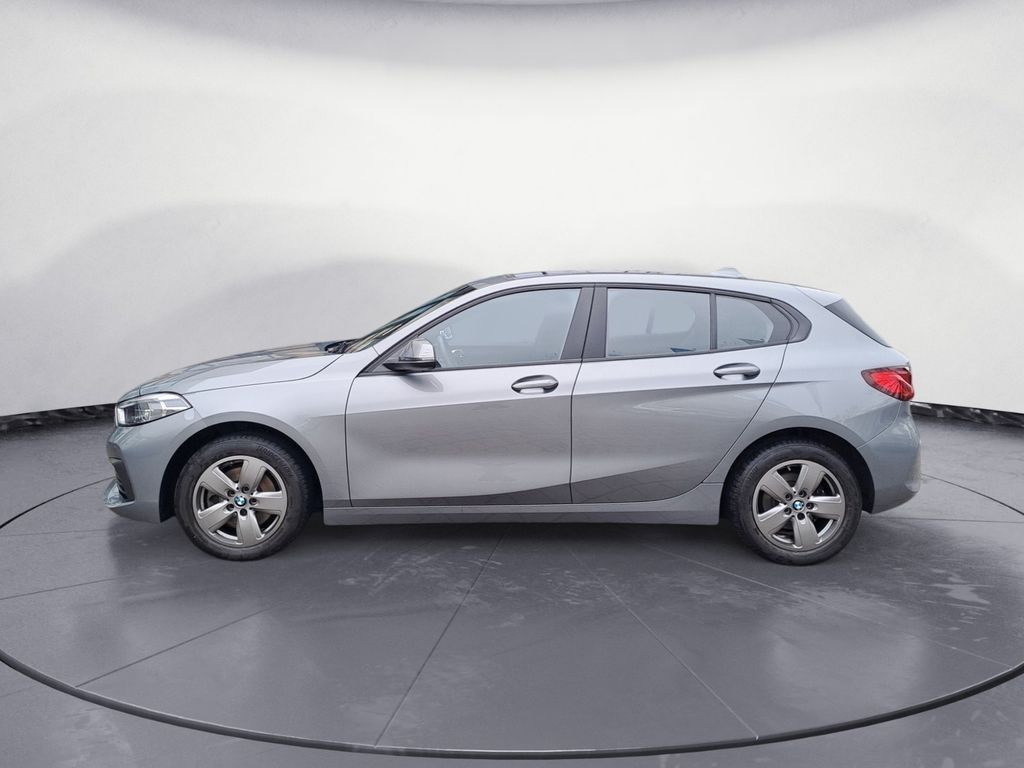 BMW 118 2022