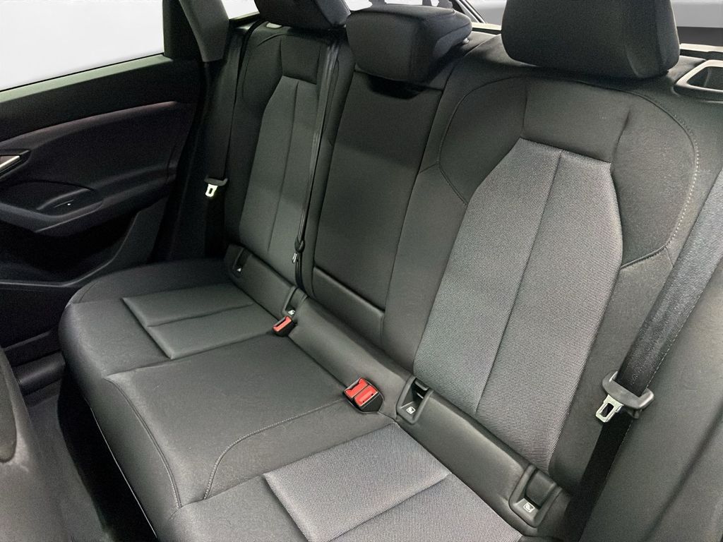 Audi Q6 e-tron 2025