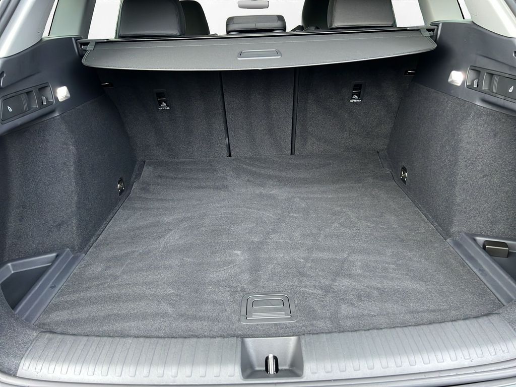 Audi Q6 e-tron 2025