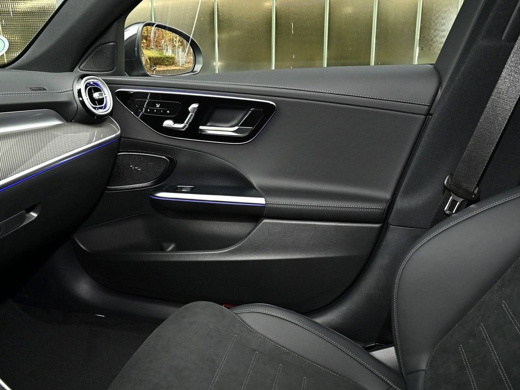 Mercedes-Benz C 180 2025