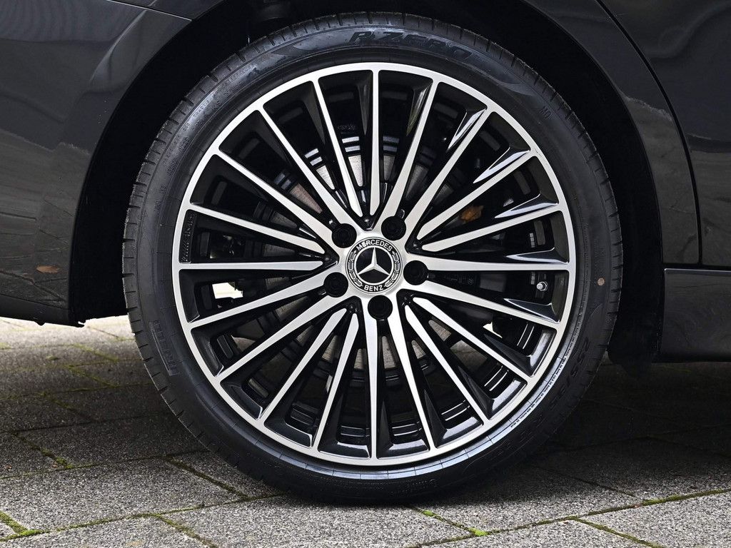 Mercedes-Benz C 180 2025