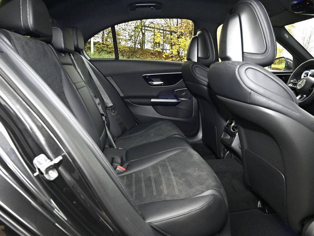 Mercedes-Benz C 180 2025