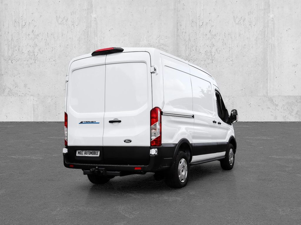 Ford Transit 2025