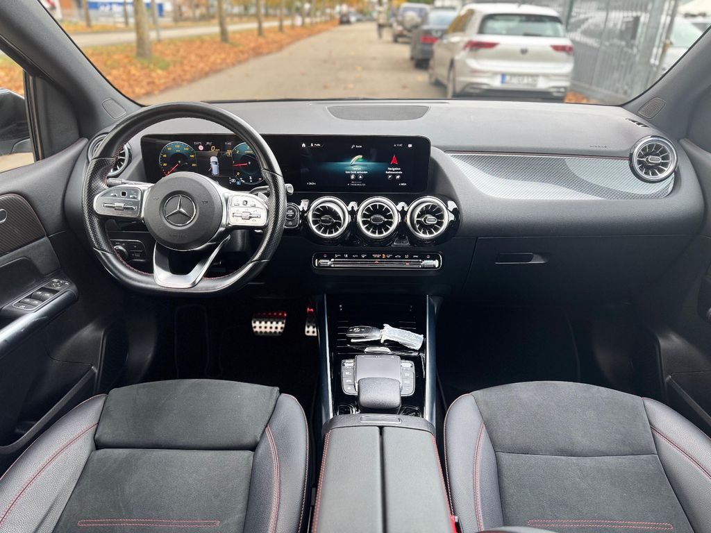 Mercedes-Benz B 200 2022