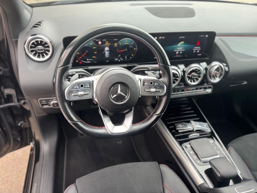 Mercedes-Benz B 200 2022