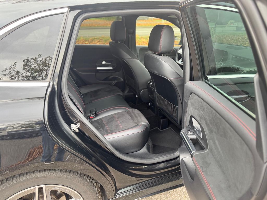 Mercedes-Benz B 200 2022