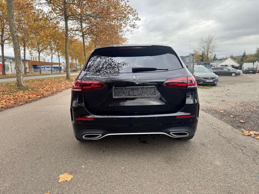 Mercedes-Benz B 200 2022