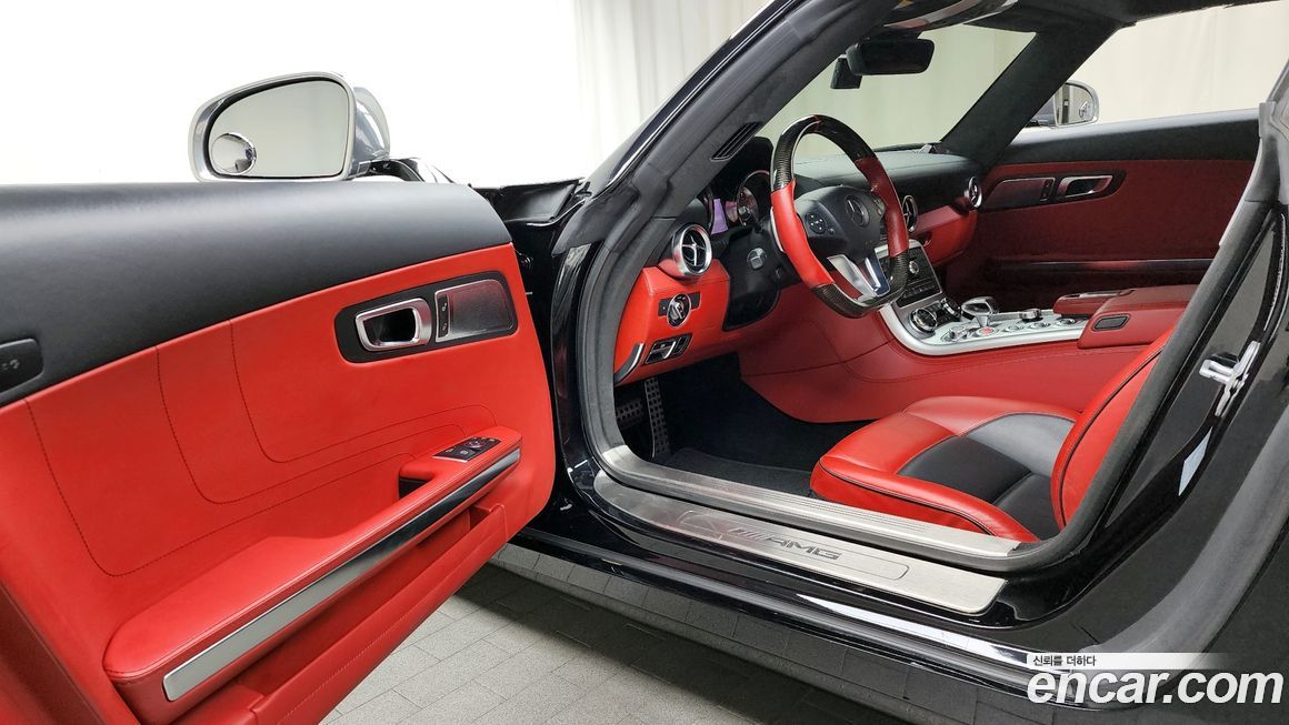 Mercedes-Benz SLS AMG 2012