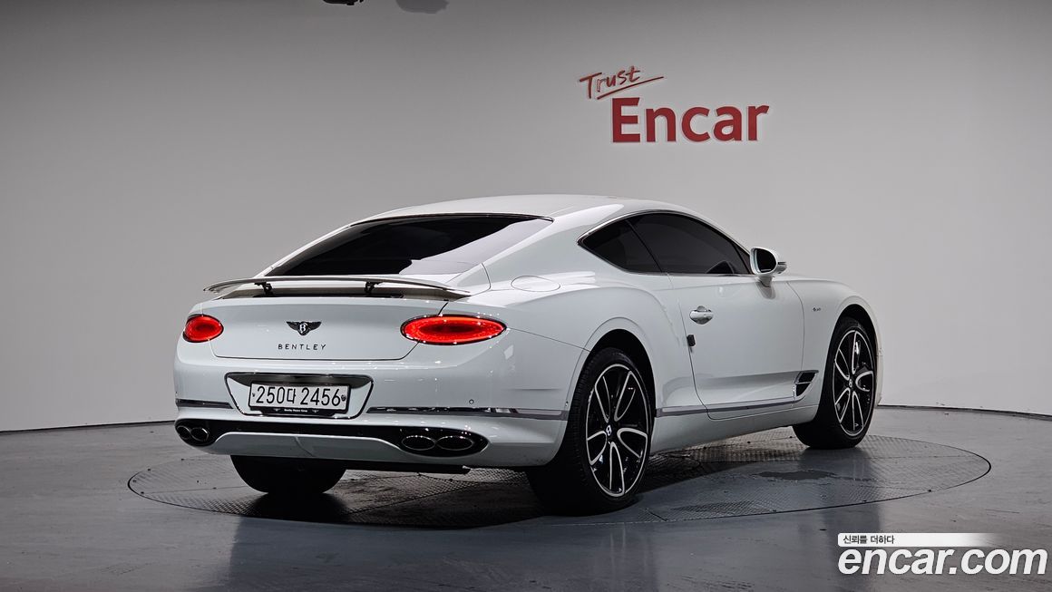 Bentley Continental 2023