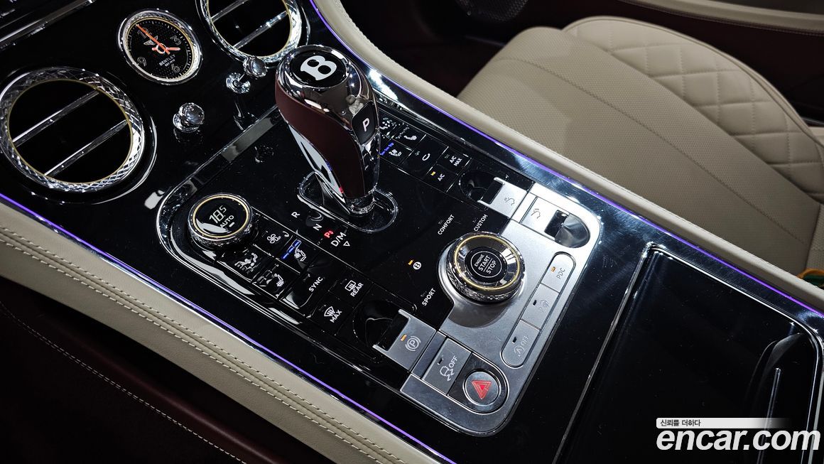 Bentley Continental 2023