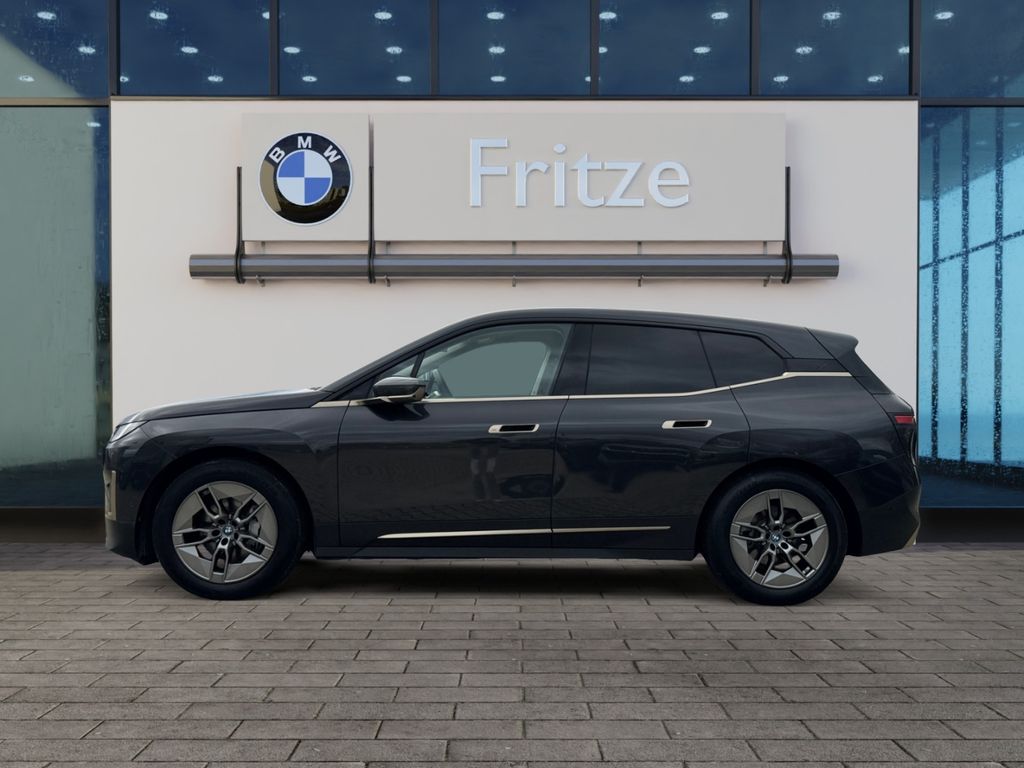 BMW iX 2022
