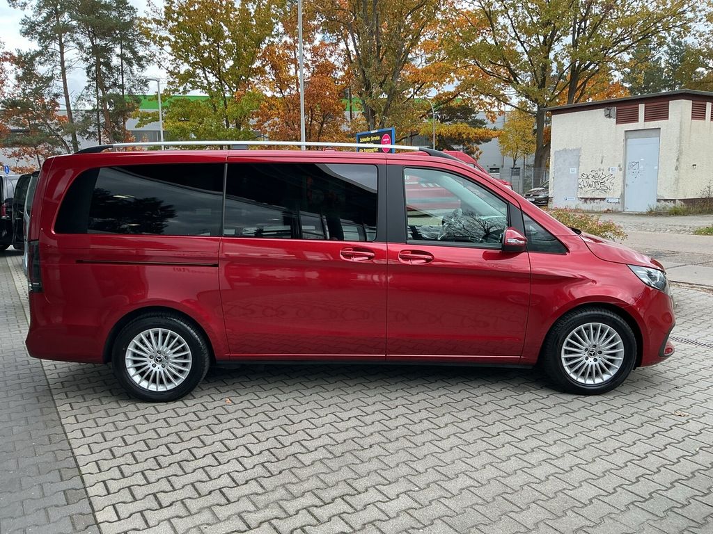 Mercedes-Benz V 220 2025