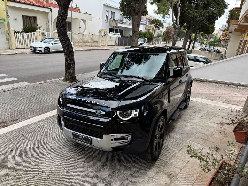 Land Rover Defender 2023