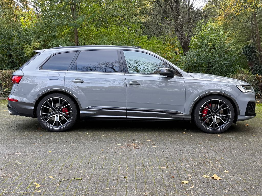Audi SQ7 2022