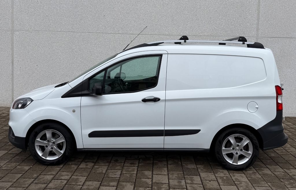Ford Transit Courier 2018
