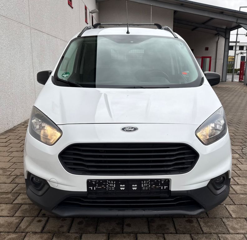 Ford Transit Courier 2018