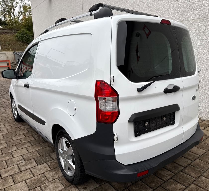 Ford Transit Courier 2018