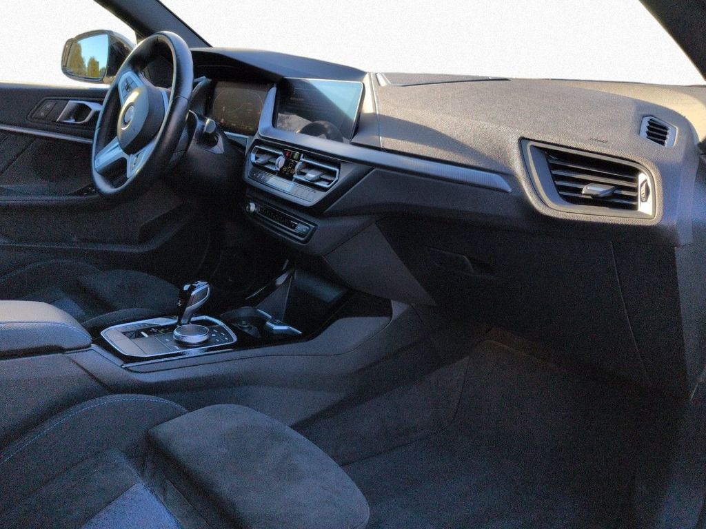 BMW 218 Gran Coupé 2024
