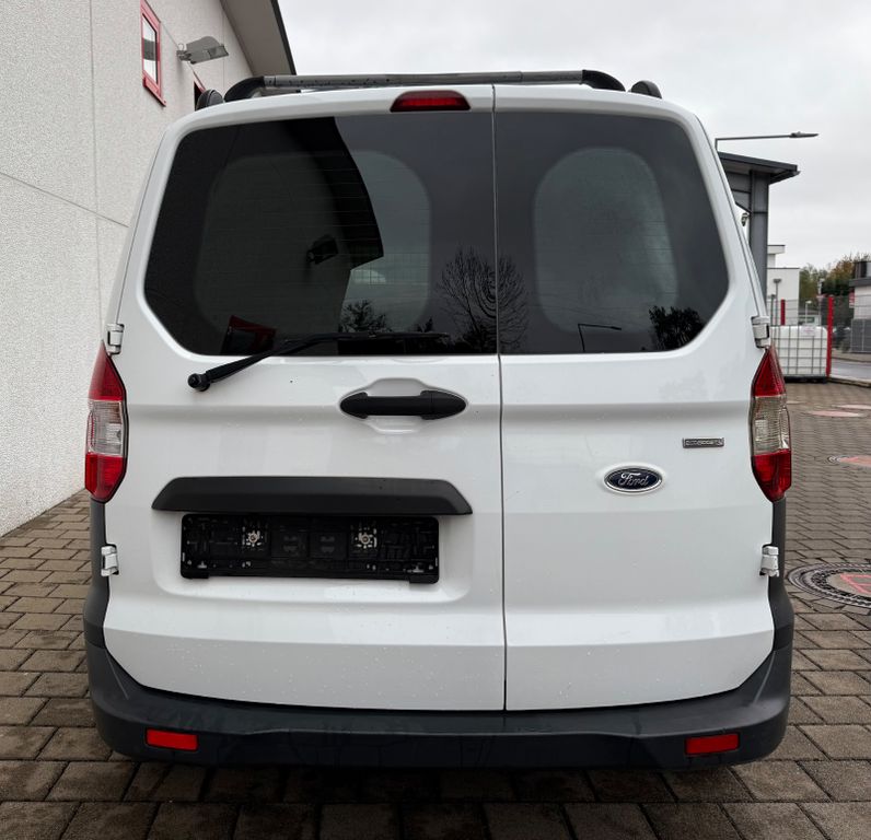 Ford Transit Courier 2018