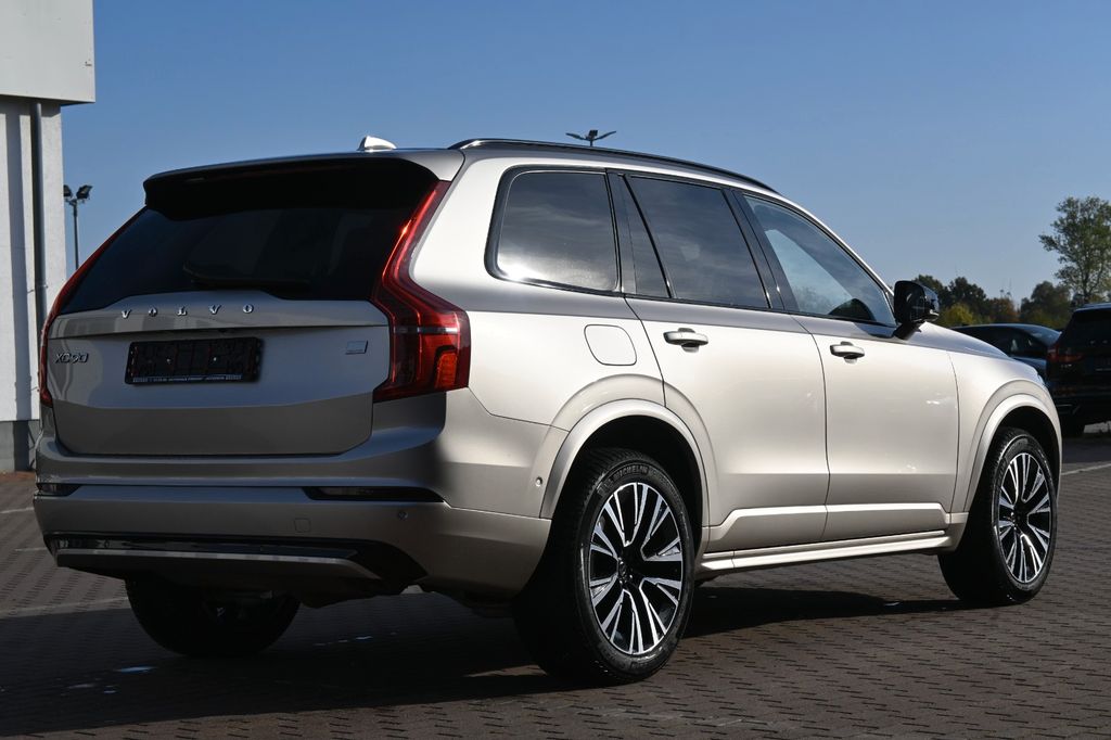 Volvo XC90 2023