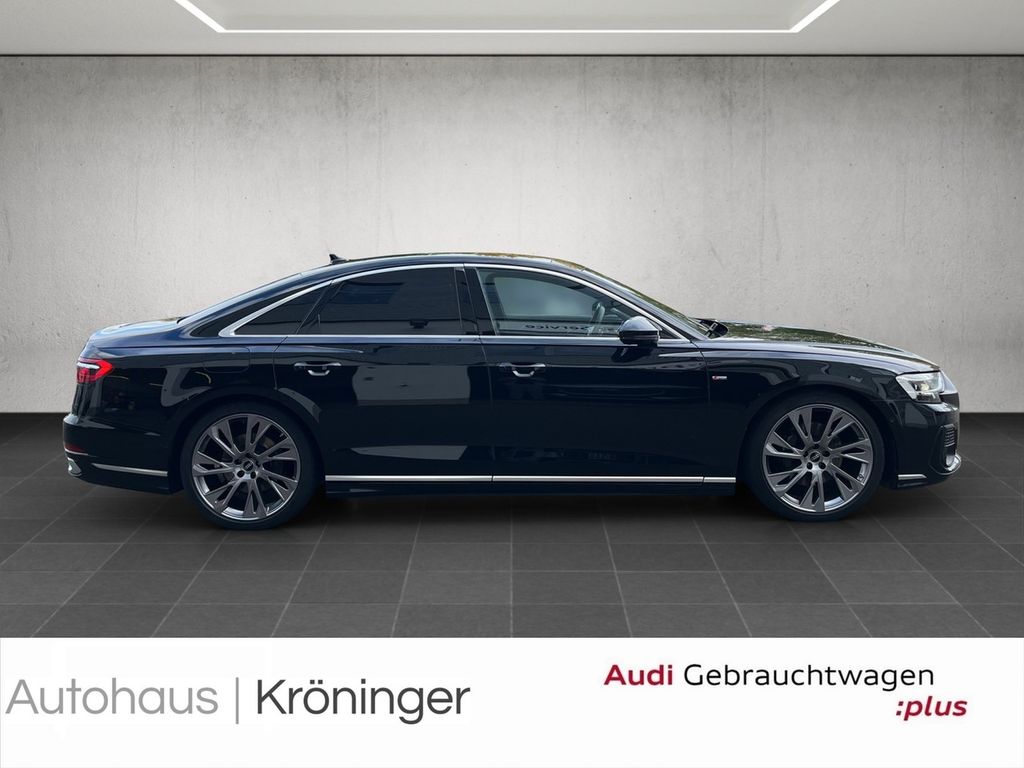 Audi A8 2022