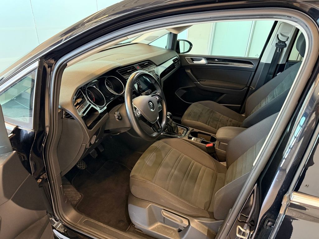 Volkswagen Touran 2022