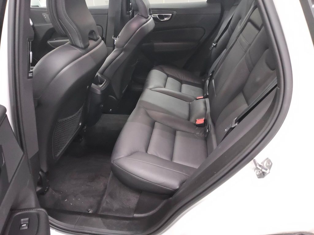 Volvo XC60 2021