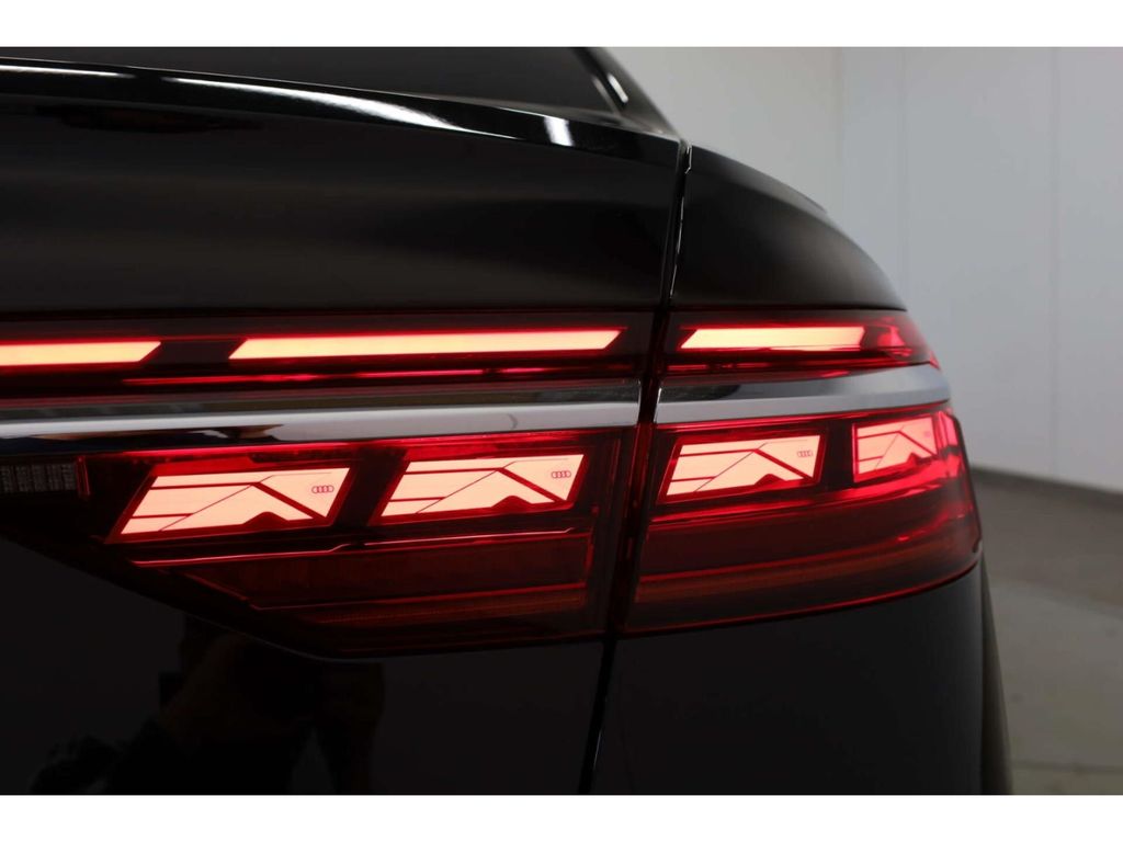 Audi A8 2022