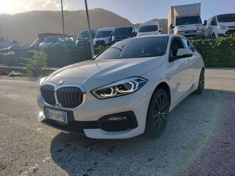 BMW 116 2021