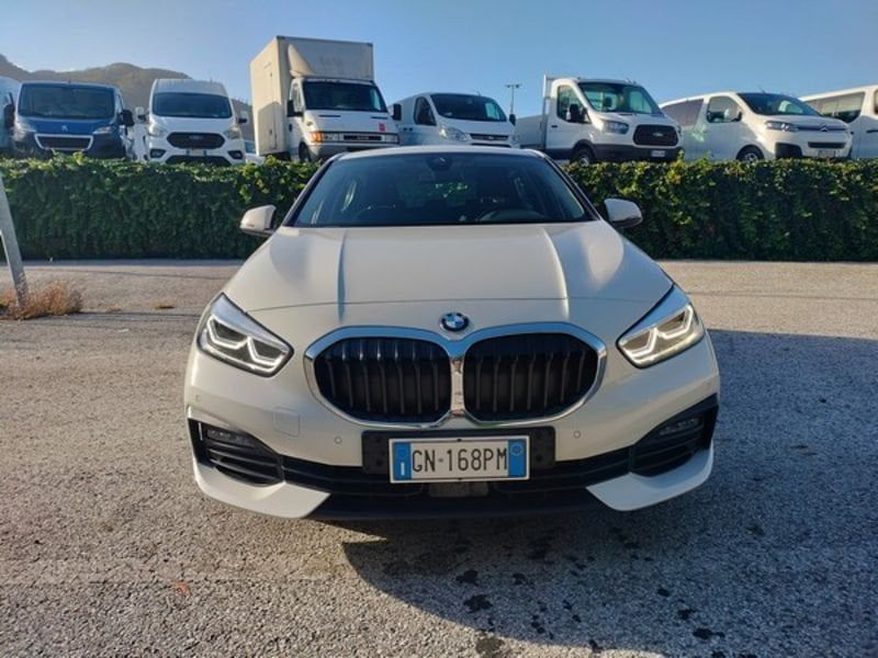 BMW 116 2021