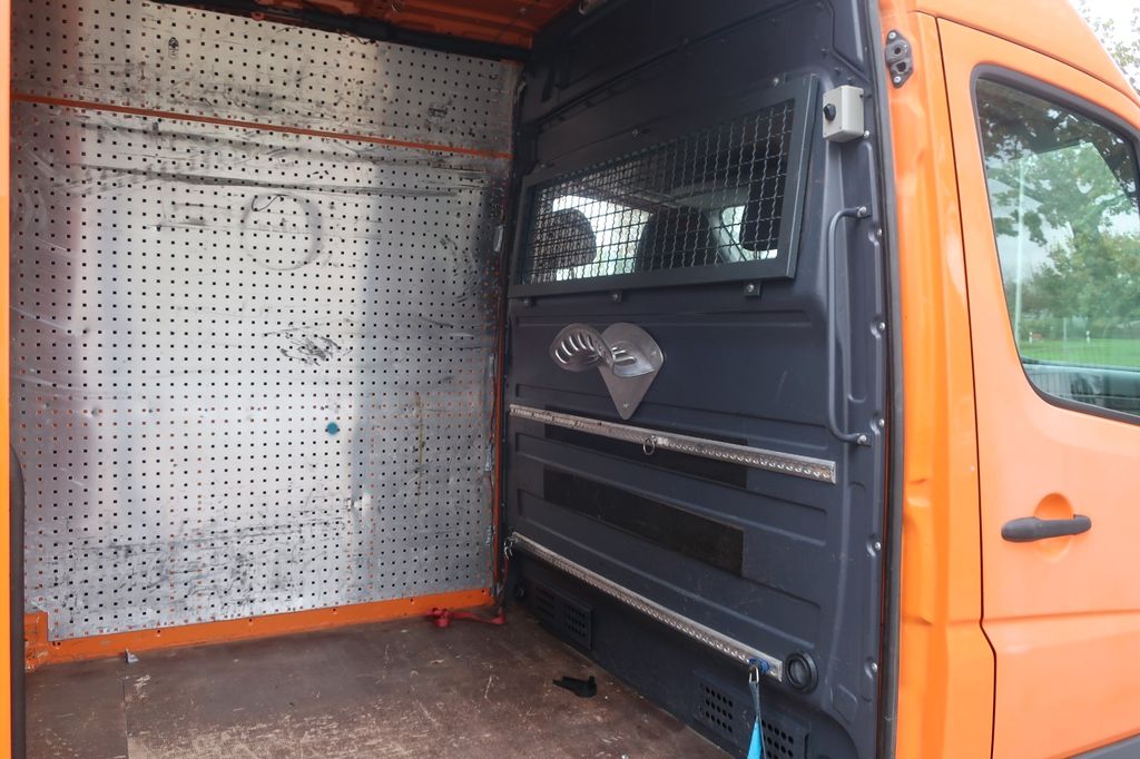 Mercedes-Benz Sprinter 2012