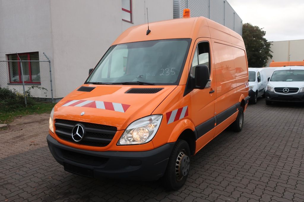 Mercedes-Benz Sprinter 2012