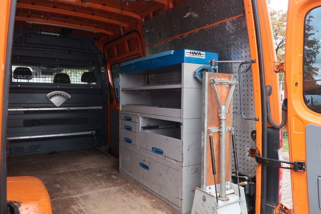 Mercedes-Benz Sprinter 2012