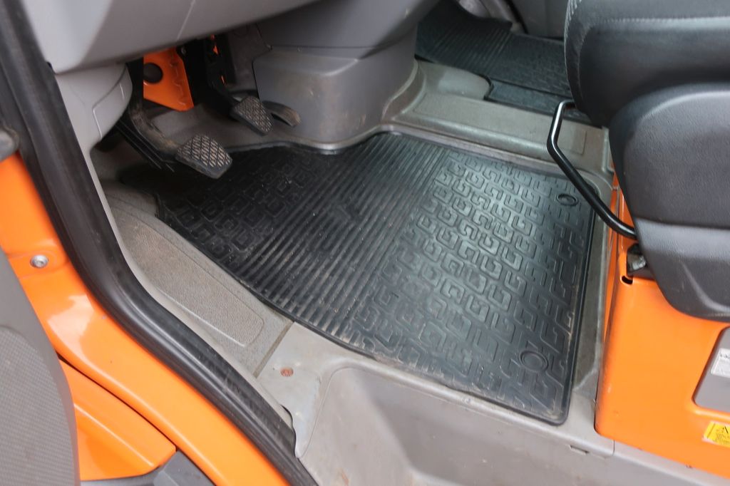 Mercedes-Benz Sprinter 2012