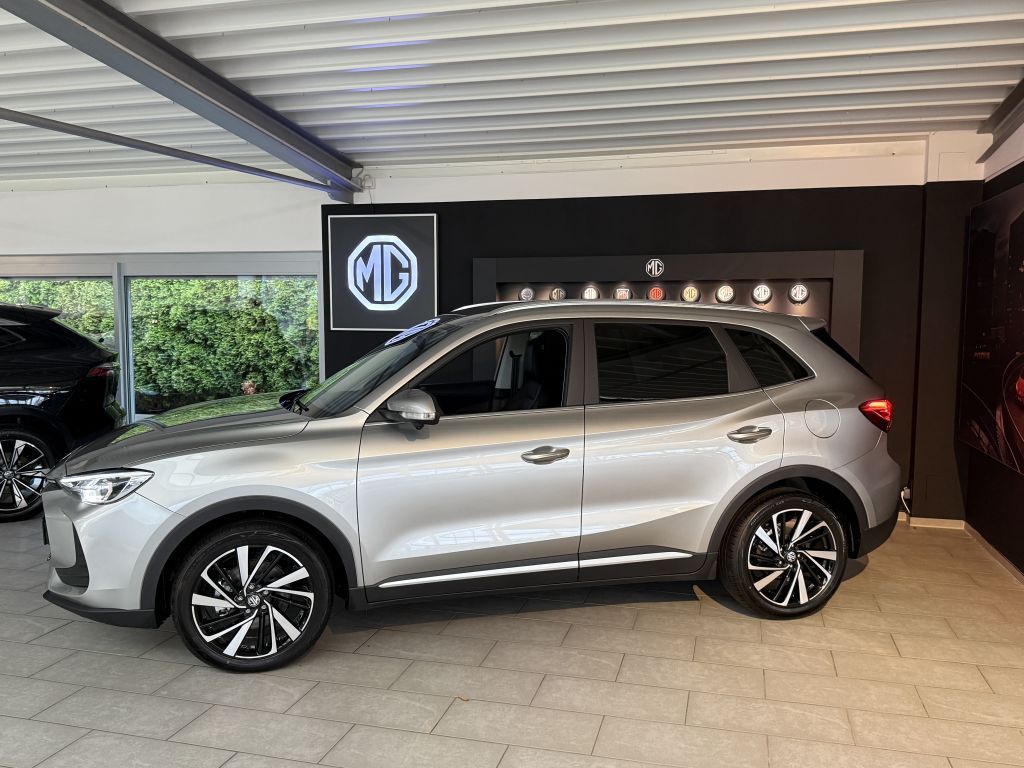 MG ZS 2025