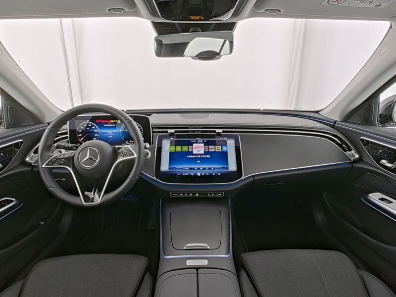 Mercedes-Benz E 300 2024