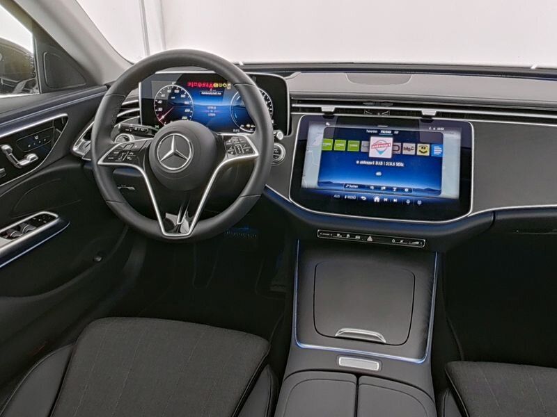 Mercedes-Benz E 300 2024