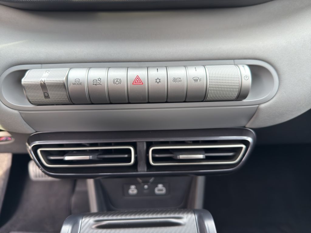 BYD DOLPHIN 2025