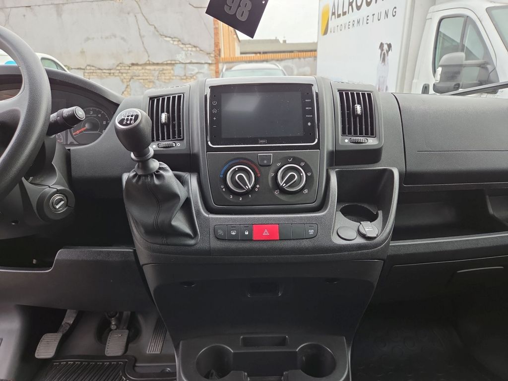 Opel Movano 2024