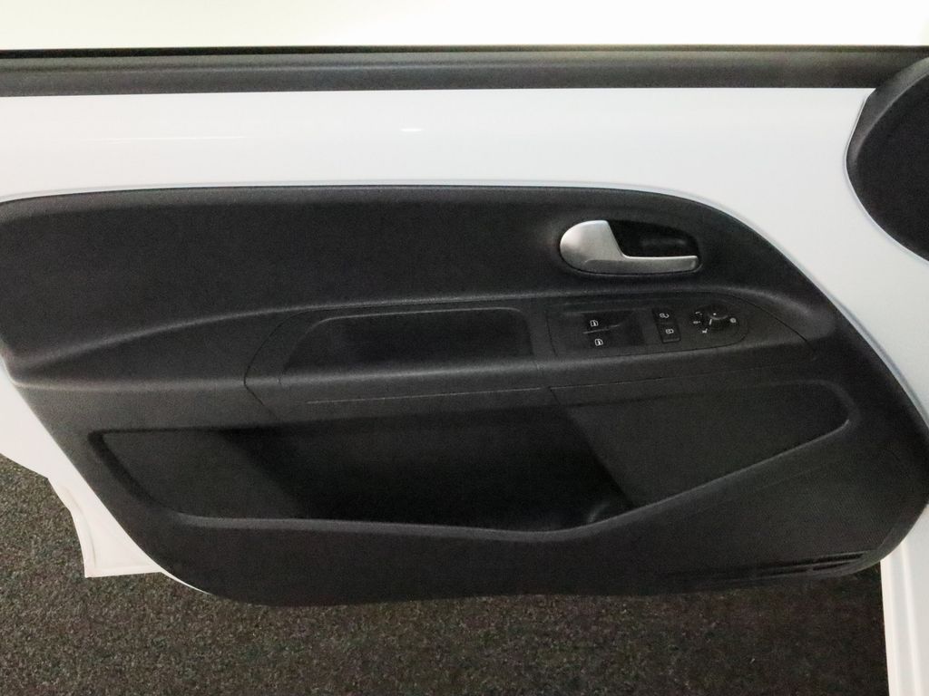 Volkswagen up! 2022