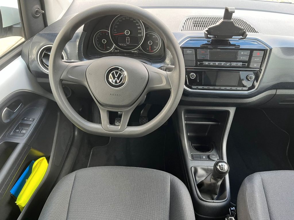 Volkswagen up! 2020
