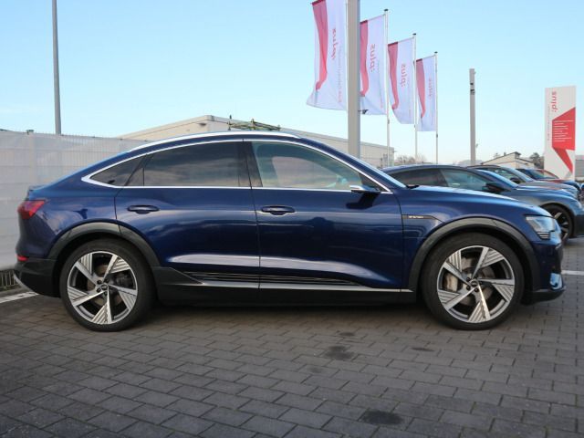 Audi e-tron 2022