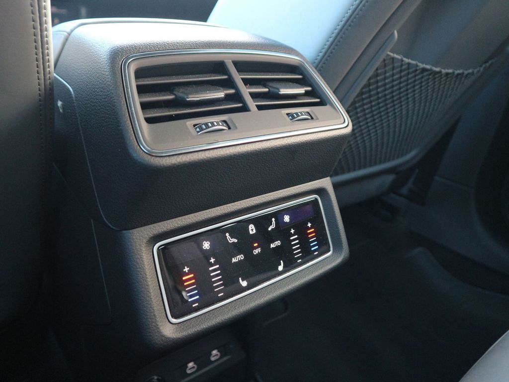 Audi e-tron 2022