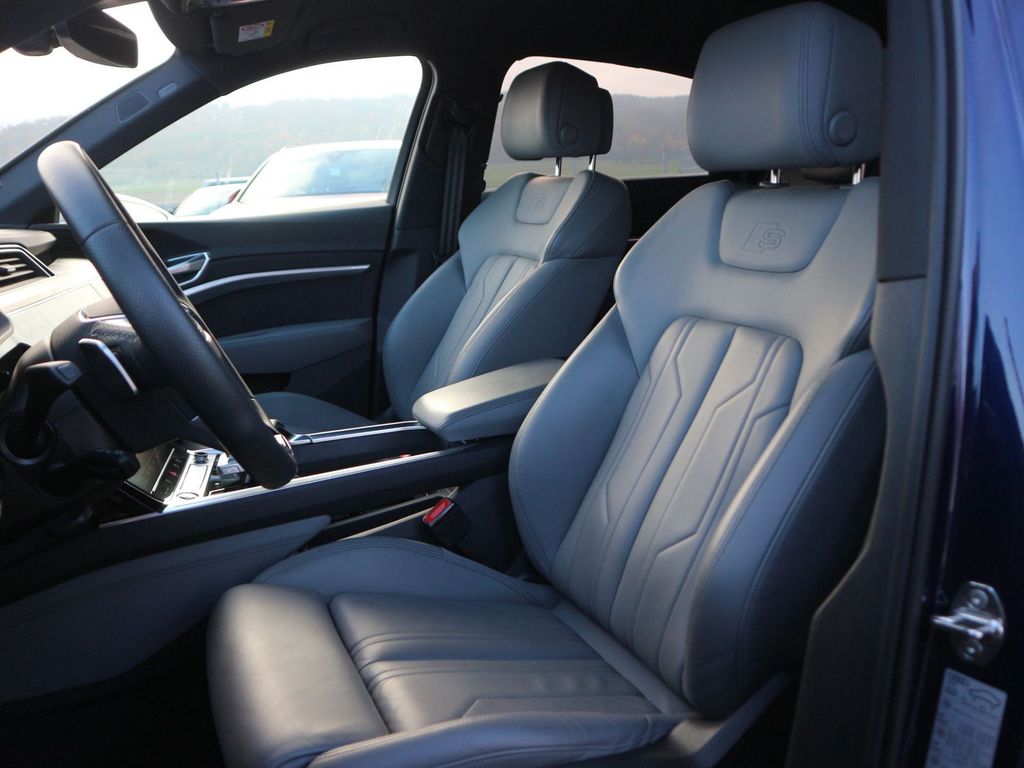 Audi e-tron 2022
