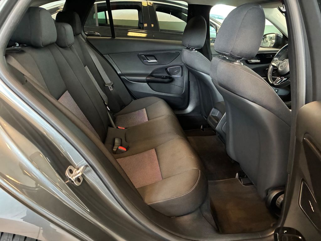 Mercedes-Benz C 200 2023